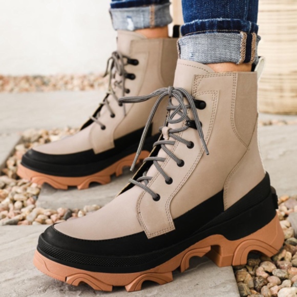Sorel Shoes - NEW! Sorel Brex Bootie Lace